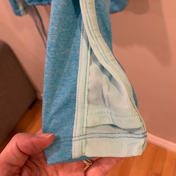 ASICS running shirt - Picture 5 of 7